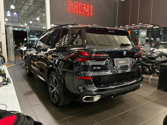 BMW X5 3.0 I6 TURBO HÍBRIDO XDRIVE50E M SPORT AUTOMÁTICO